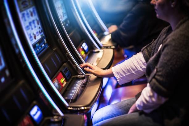 Live Caribbean Stud Poker table on mpo4 login with professional dealer and multi-camera feed